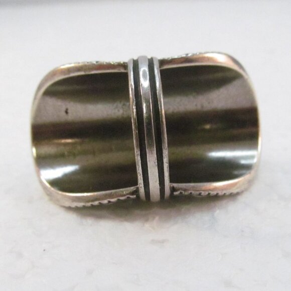 Ornate Swirl Full Finger Silver Plated Copper Ring with Black Cabochon - Picture 13 of 16